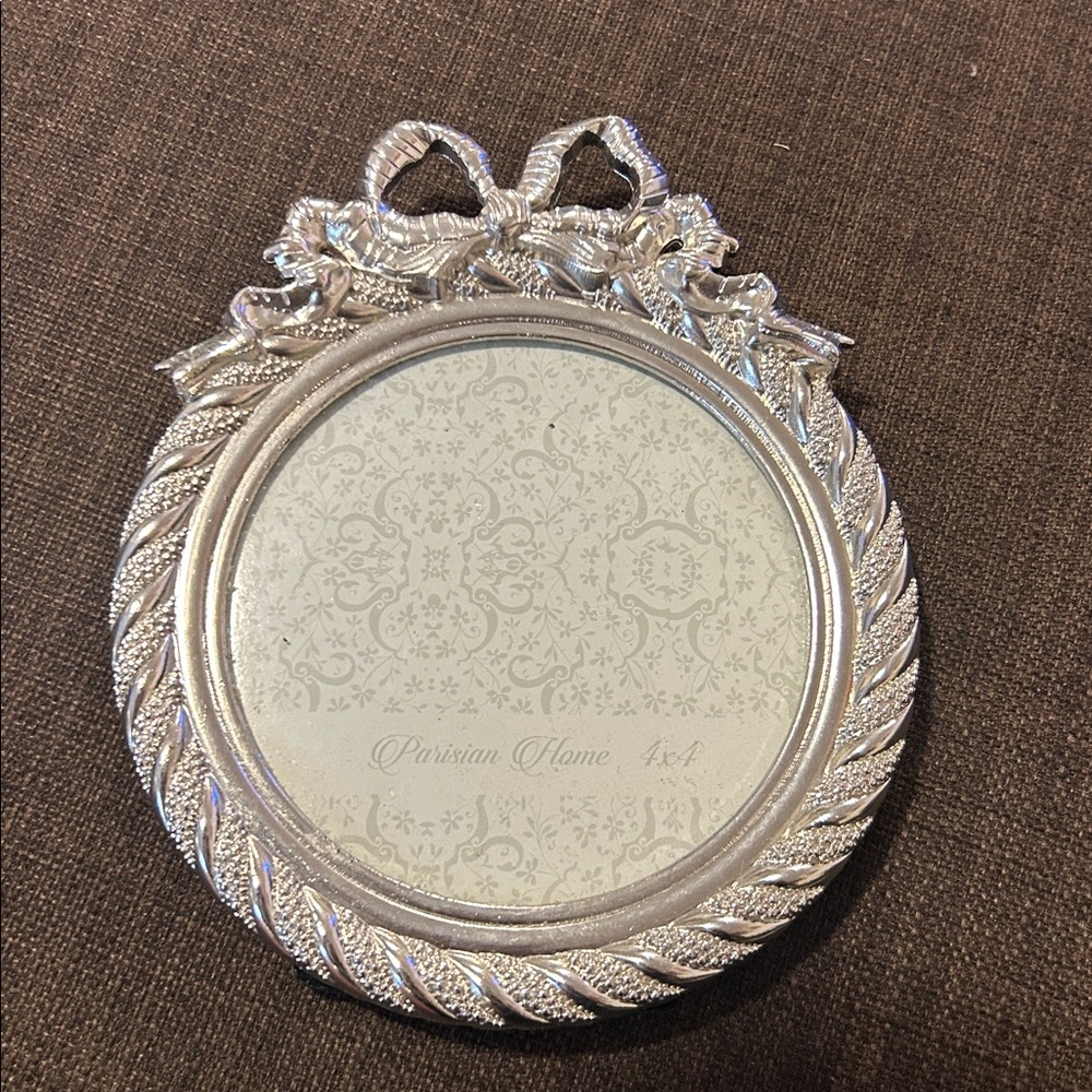 NWT Resin Photo Frame!